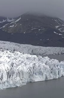 MP-240 Glacier - Spitzbergen