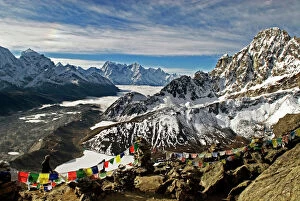 Himalaya Gallery: Nepal, Gokyo Ri. The view from the summit