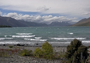 New Zealand - Looking across Lake Ohau to the Neumann Range New Zealand - Looking across Lake Ohau to the Neumann Range