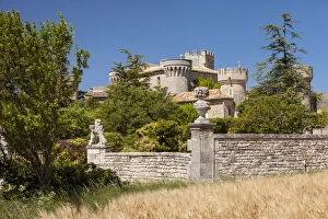 Vaucluse Gallery: Private castle in town of Murs in the Vaucluse