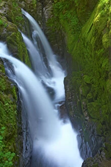 Images Dated 12th May 2006: Sol Duc Falls -Olympic National Park, Washington State, USA LA001471