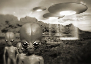 Flying Saucers Gallery: Alien contact in the 1940s, artwork