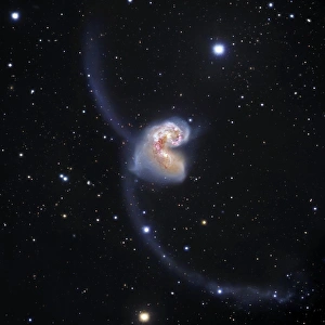 Nuclei Gallery: Antennae colliding galaxies C017 / 3745