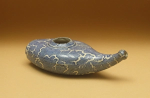 Baby feeder, 19th century C018/7121 Baby feeder, 19th century C018/7121