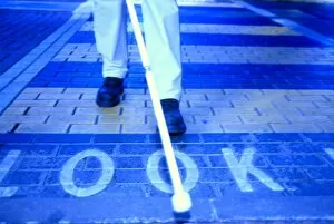 Images Dated 30th October 2002: Blind man on a crossing