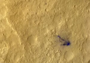 Curiosity debris on Mars, satellite image C014/4941