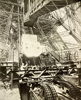 Eiffel Tower lift machinery, 1889 C016/4504 Eiffel Tower lift machinery, 1889 C016/4504