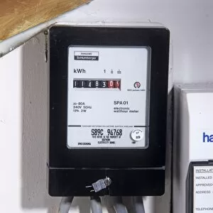 Images Dated 28th July 2005: Electricity meter