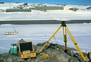 Images Dated 17th September 1997: GPS receiver for measuring glacier flow rates