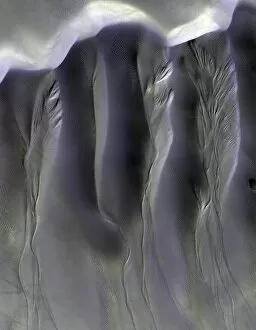 Planetary Surface Gallery: Gullies on martian sand dunes