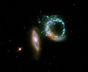Universe Gallery: Interacting galaxies Arp 147, HST image