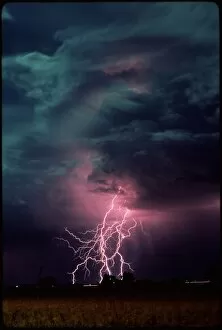 Images Dated 23rd November 1990: Lightning over Sterling, Colorado