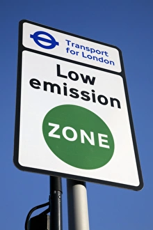 Londons Low Emission Zone, 2008 Londons Low Emission Zone, 2008