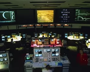 Mis s ion Control at JPL, Pas adena, California
