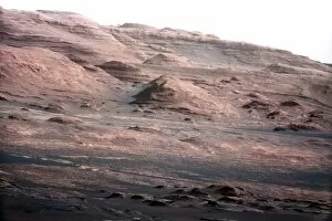 Mars Rovers Gallery: Mount Sharp rock formations, Mars C014 / 4936