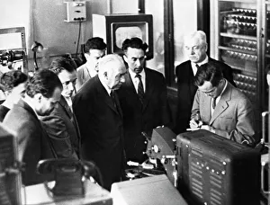 Nils and Aage Bohr in laboratory C016/8375 Nils and Aage Bohr in laboratory C016/8375