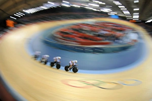 Olympic cyclists at the velodrome, 2012 C015/5903 Olympic cyclists at the velodrome, 2012 C015/5903
