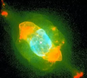 Images Dated 12th January 1998: Planetary nebula NGC 7009