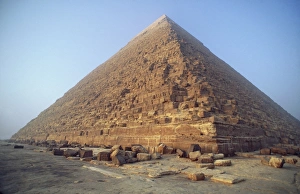 Pyramid at Giza during the day, Egypt Pyramid at Giza during the day, Egypt