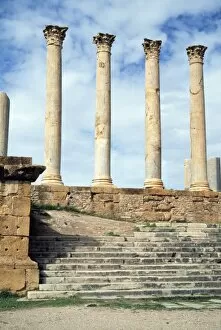 Images Dated 7th July 2003: Roman capitol at Thuburbo Majus, Tunisia