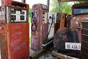 Route 66 Gallery: Rusty gas pumps and car