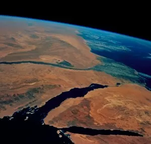 Images Dated 14th November 1995: Sinai and Egypt seen from space shuttle STS-69