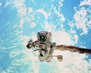 Spacewalk during shuttle mission STS-69 Spacewalk during shuttle mission STS-69
