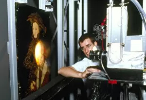 Images Dated 27th May 1998: Technician uses infra-red scanner on forged art