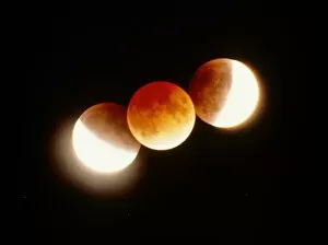 Images Dated 22nd September 1992: Time-lapse photograph of partial lunar eclipse