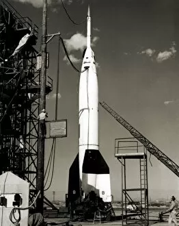 Wernher Von Braun Gallery: V-2 bumper rocket launch in USA