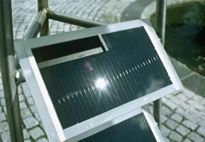 Images Dated 25th January 1999: View of an amorphous solar cell