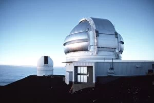 Images Dated 7th December 1998: View of the Gemini telescope dome on Mauna Kea