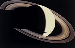 Images Dated 22nd July 2005: Voyager photo of Saturn and its rings