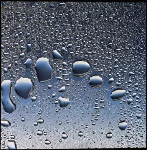 Images Dated 14th February 1991: Water condensation