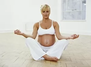 Images Dated 15th April 2004: Yoga in pregnancy