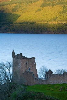 Tourist Attraction Collection: Scotland, Scottish Highlands, Loch Ness. Urquhart Castle on the banks of Loch Ness