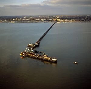 Images Dated 2nd March 2010: Aerial image of Southend Pier, the longest pleasure pier in the world