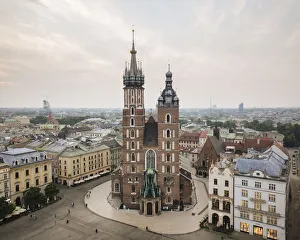 Aerial view of The Church of Saint Mary in Rynek Glowny (Market Square), UNESCO World Aerial view of The Church of Saint Mary in Rynek Glowny (Market Square), UNESCO World