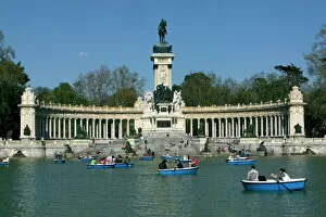 Boating Gallery: Alfonso XII monument, Retiro Park, Madrid, Spain, Europe