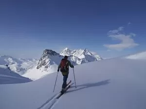 Skier Gallery: Alpe Devero, Italian Alps, Piedmont, Italy, Europe