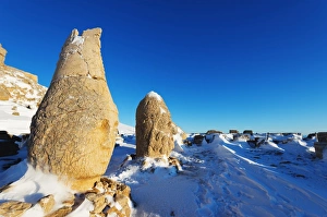 Antiochos Sanctuary, eastern terrace, Nemrut Dagi (Mount Nemrut), UNESCO World Heritage Site Antiochos Sanctuary, eastern terrace, Nemrut Dagi (Mount Nemrut), UNESCO World Heritage Site