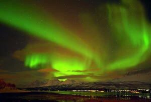 Images Dated 26th February 2012: Aurora borealis (Northern Lights) seen over the Lyngen Alps, from Sjursnes, Ullsfjord, Troms