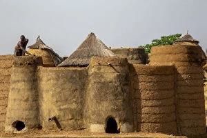 Koutammakou, the Land of the Batammariba Collection: Batammariba house building in a Koutammakou village in North Togo, West Africa, Africa
