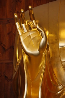 Korea Gallery: Bhaisajya Buddha (Medicine Buddha), Jogyesa Temple, Seoul, South Korea, Asia
