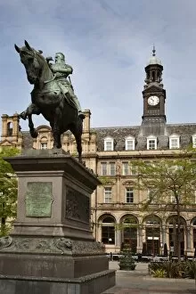 West Yorkshire Gallery: The Black Prince Statue in City Square, Leeds, West Yorkshire, Yorkshire, England, United Kingdom