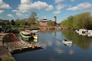 Stratford upon Avon Collection: Boats on the River Avon and the Royal Shakespeare Theatre, Stratford-upon-Avon, Warwickshire
