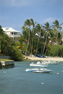 Boats and waterside apartments, Bermuda, Atlantic Ocean, Central America Boats and waterside apartments, Bermuda, Atlantic Ocean, Central America