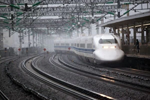 Tracks Gallery: Bullet train at Shin-Osaka Station, Osaka, Kansai, Japan, Asia