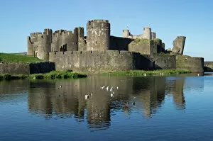 Castle Collection: Caerphilly Castle, Caerphilly, Glamorgan, Wales, United Kingdom, Europe