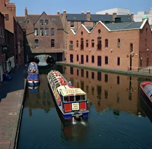 Birmingham Gallery: Canal boat trips, Birmingham, England, United Kingdom, Europe